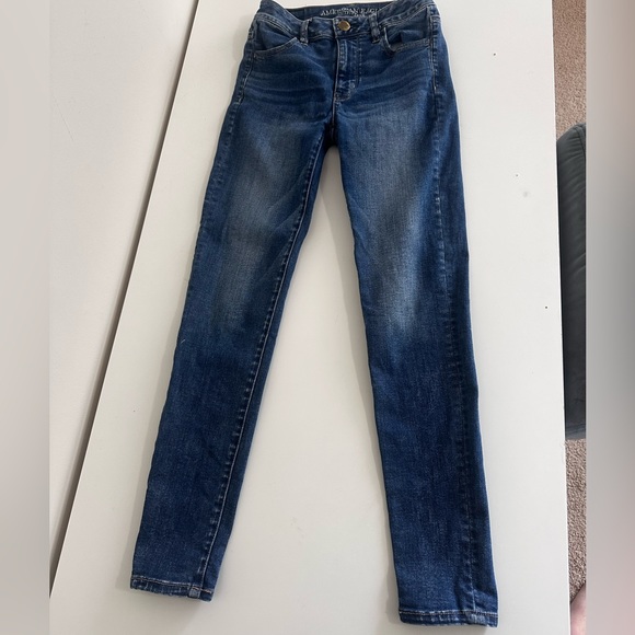 American Eagle Dark Wash Skinny Jeans/Jeggings - Picture 1 of 4